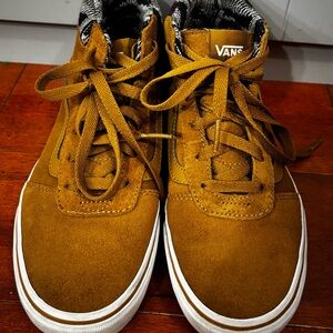 Vans Suede Colored Ward Hi MTE Women’s Size 7 Shoes